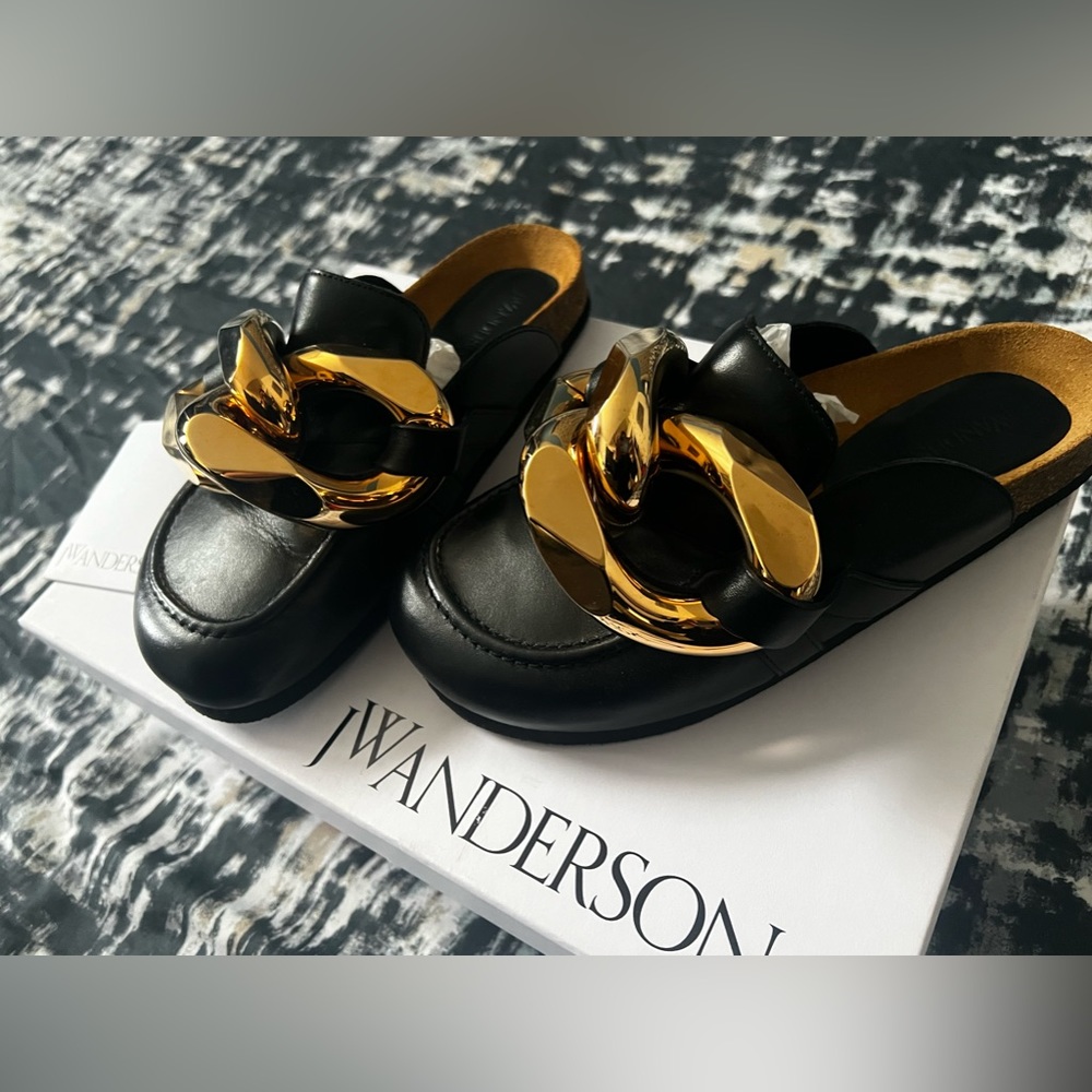 JW Anderson Chain Mule (Excellent Condition)